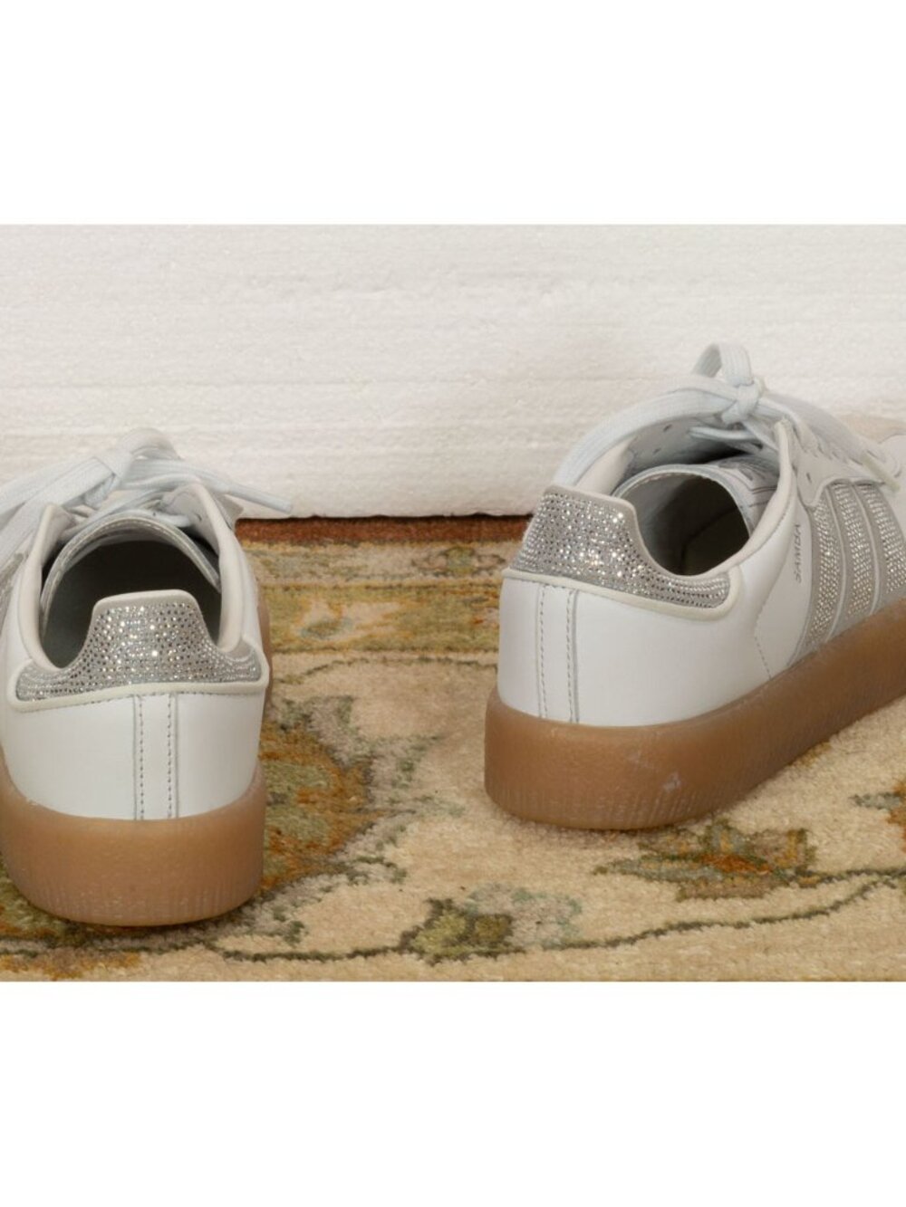 NEW ADIDAS ORIGINALS SAMBAE W SNEAKERS CRYSTAL WHITE SIZE 7 SOLD OUT - Picture 3 of 8